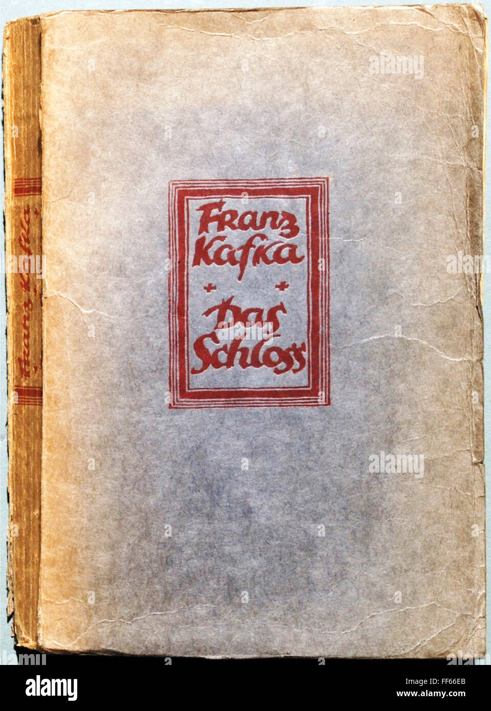 literature, title and title page, 'Das Schloss' (The Castle), by Franz Kafka (1883 - 1924), soft cover of the first edition, Kurt Wolff publishing house, Munich, 1926, Additional-Rights-Clearences-Not Available Stock Photo