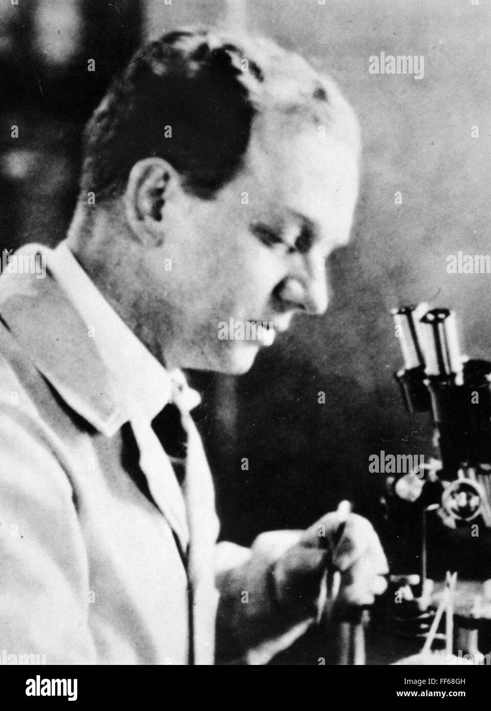 FRANCIS PEYTON ROUS /n(18791970). American pathologist. Dr. Rous at