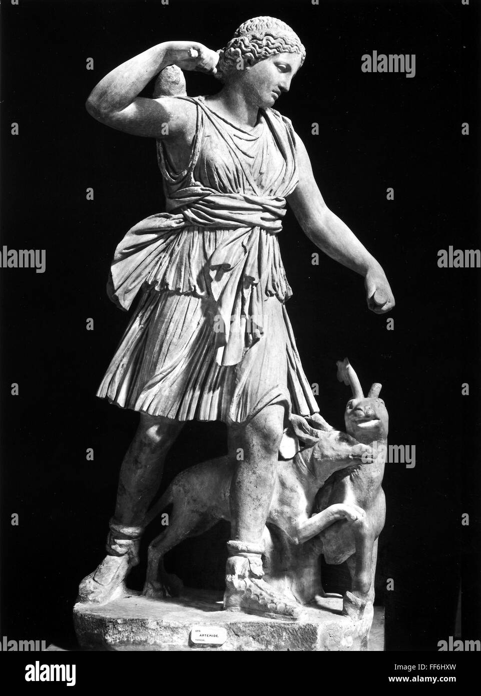 DIANA (ARTEMIS). /nAntique Roman sculpture Stock Photo - Alamy