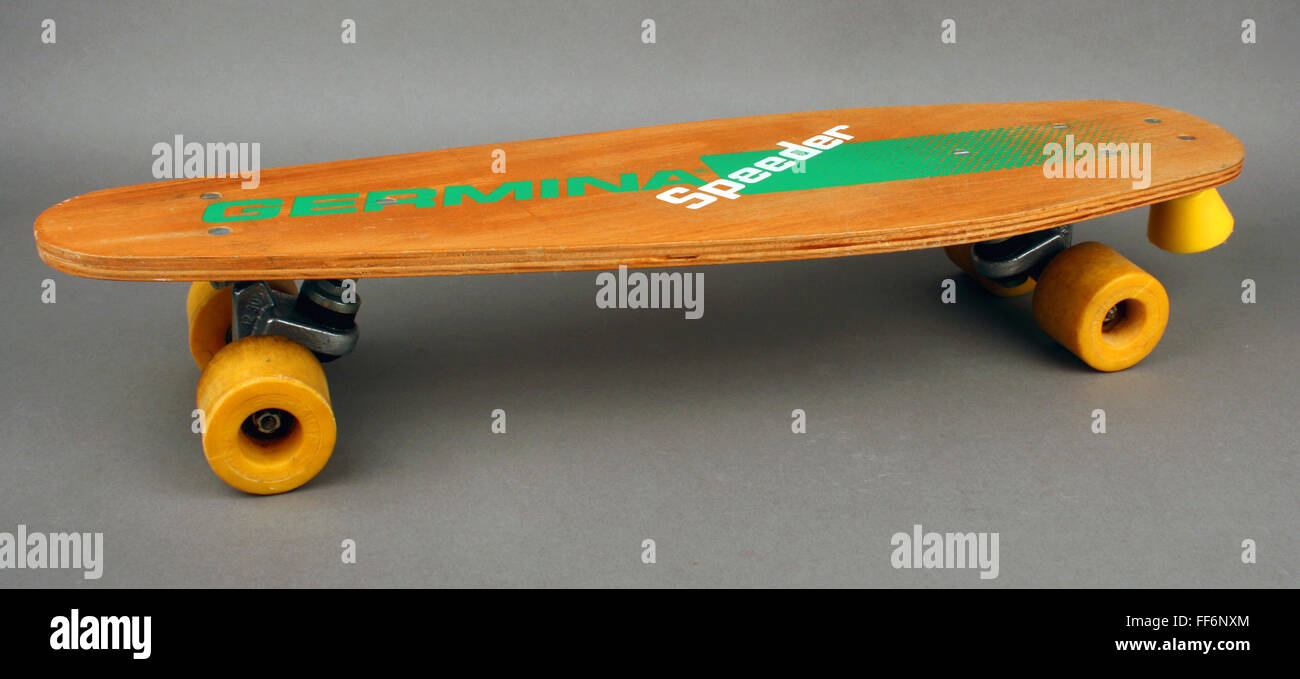 produceren landbouw Vorming 80s skateboard hi-res stock photography and images - Alamy
