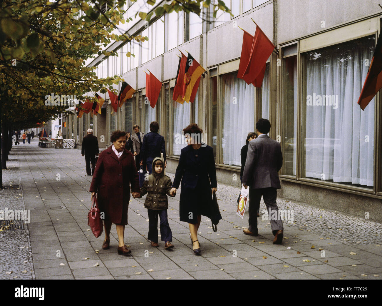Geography Travel Germany Gdr East Berlin Cafe Unter Den Stock Photo Alamy