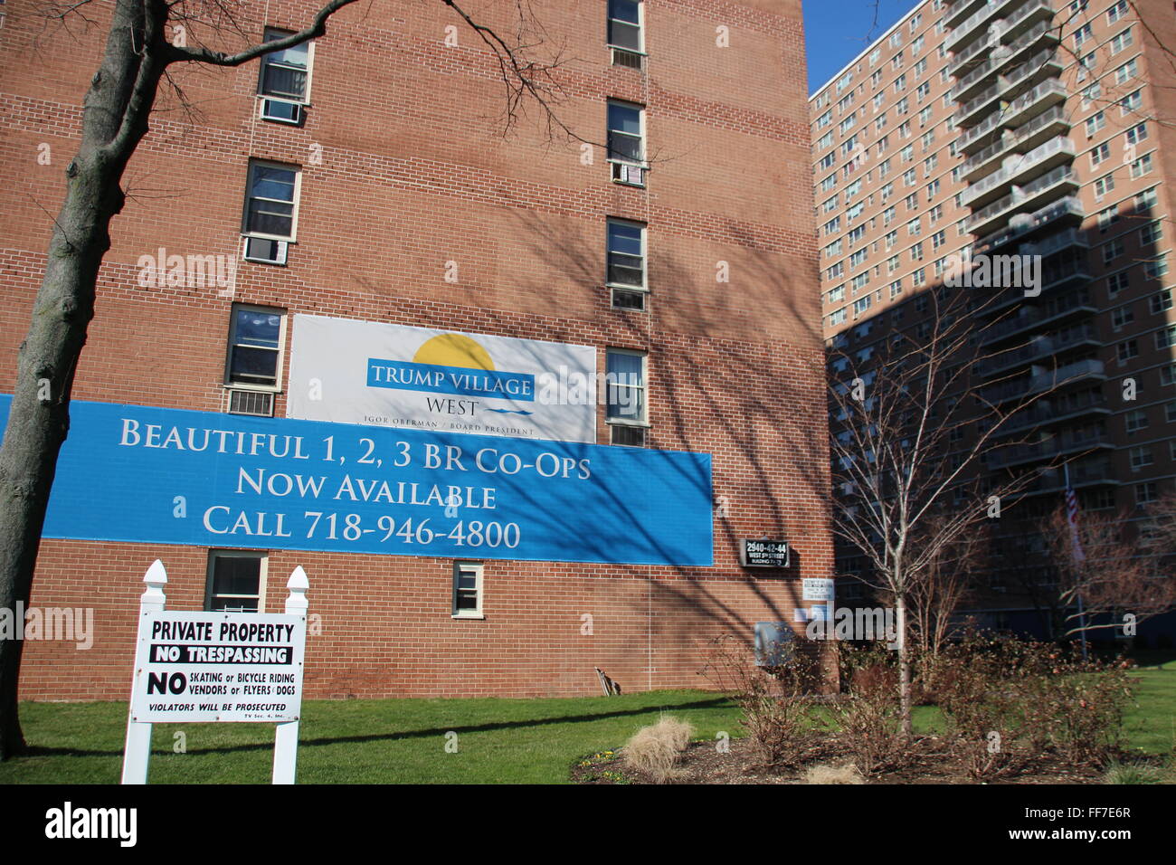 A view of the 'Trump Village' in the Brooklyn borough of New York, USA, 16 January 2016. The residential complex was originally built by real estate investor Fred Trump, father of republican presidential candidate Donald Trump. Photo: Christina Horsten/dpa Stock Photo