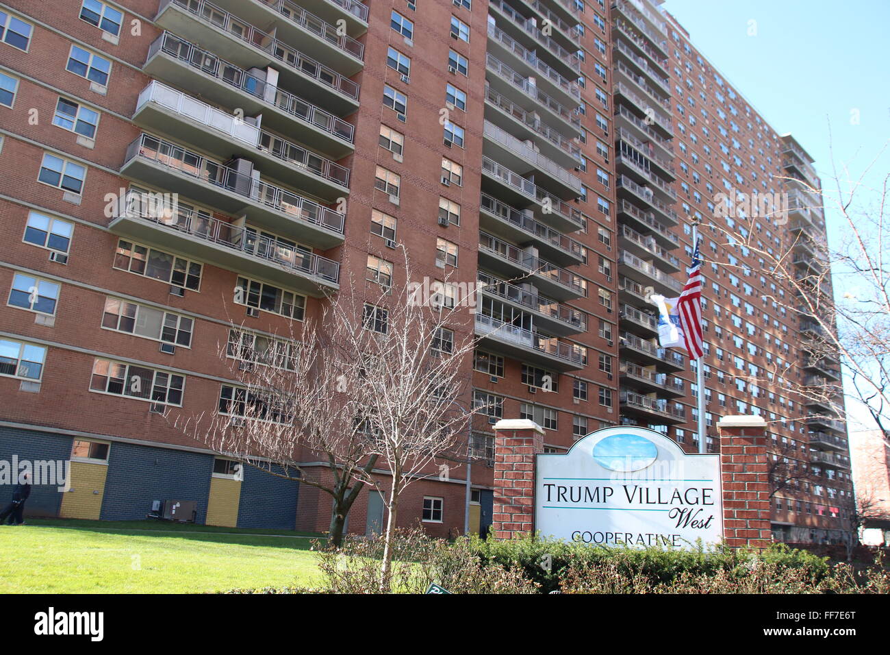 A view of the 'Trump Village' in the Brooklyn borough of New York, USA, 16 January 2016. The residential complex was originally built by real estate investor Fred Trump, father of republican presidential candidate Donald Trump. Photo: Christina Horsten/dpa Stock Photo