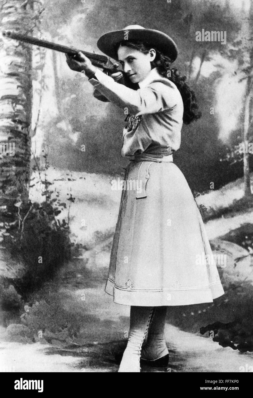 ANNIE OAKLEY (1860-1926). /nAmerican markswoman. Photographed in 1899 ...