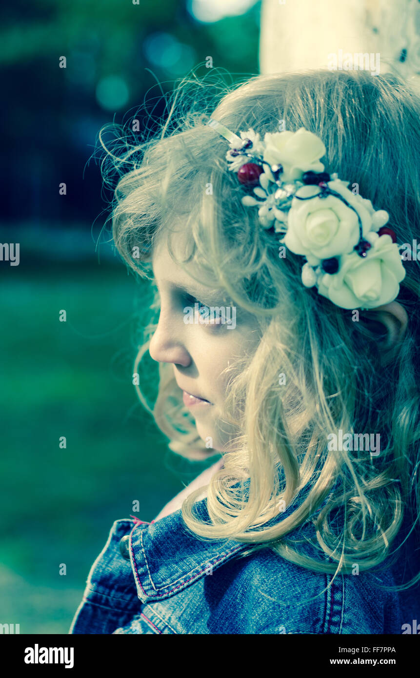 portrait of beautiful girl over green background Stock Photo - Alamy