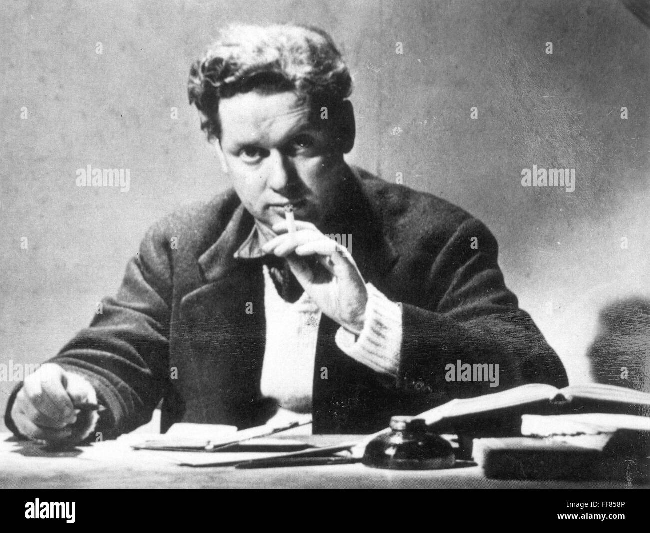DYLAN THOMAS (1914-1953). /nWelsh poet. Photographed in 1947. Stock Photo