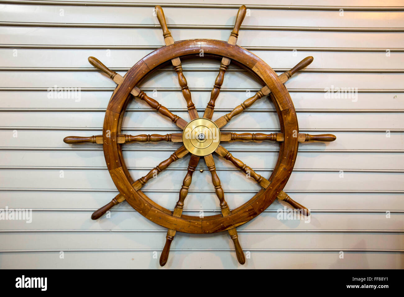 English victorian bronze ship wheel clock