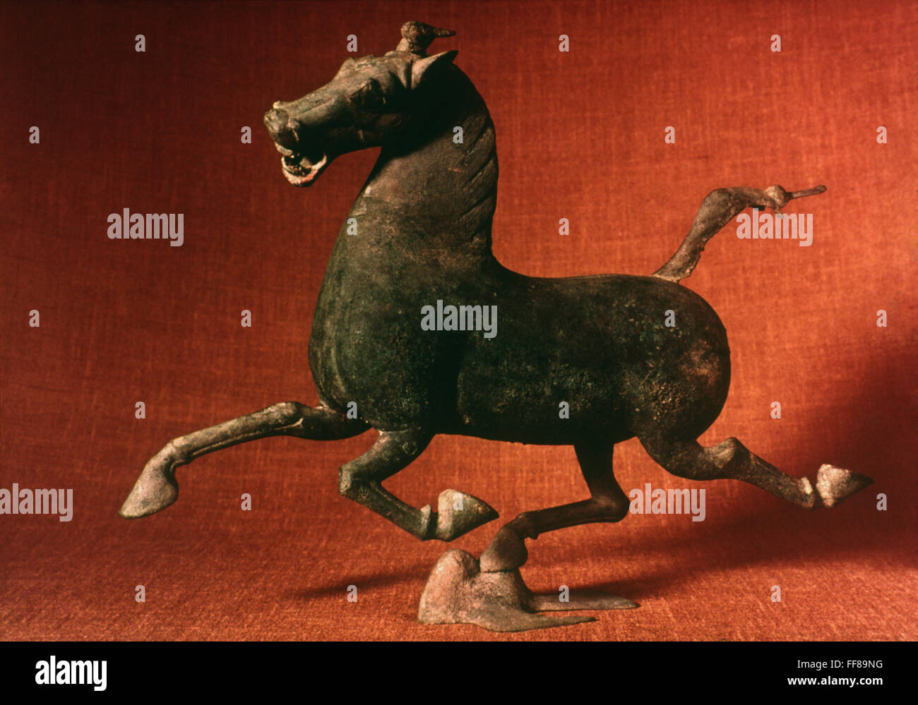 Bronze chinese horse hi-res stock photography and images - Alamy
