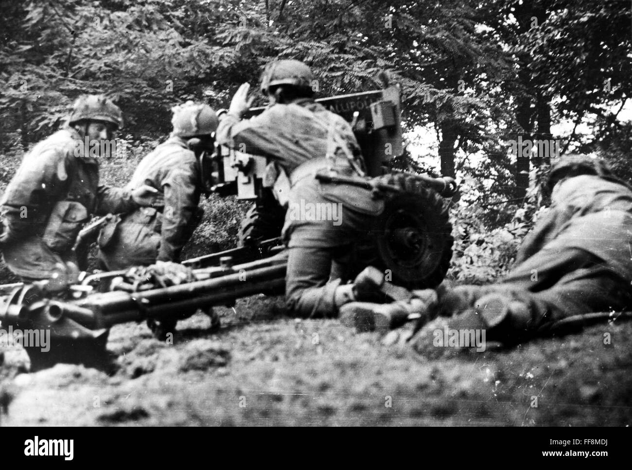 WORLD WAR II: PARATROOPERS. /nAmerican paratroopers firing an anti-tank ...