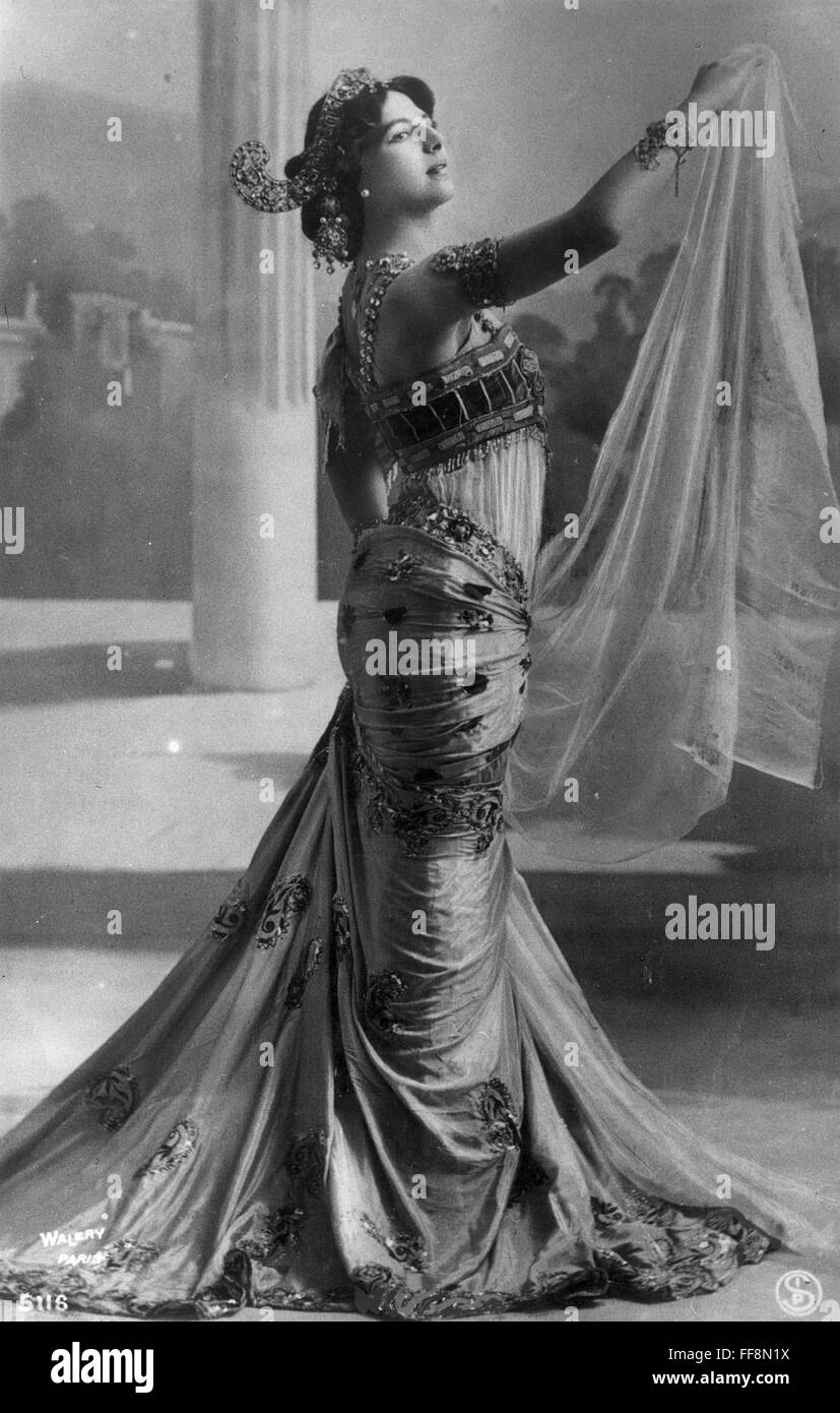 MATA HARI (18761917). /nStage name of Gertrud Margarete Zelle, Dutch