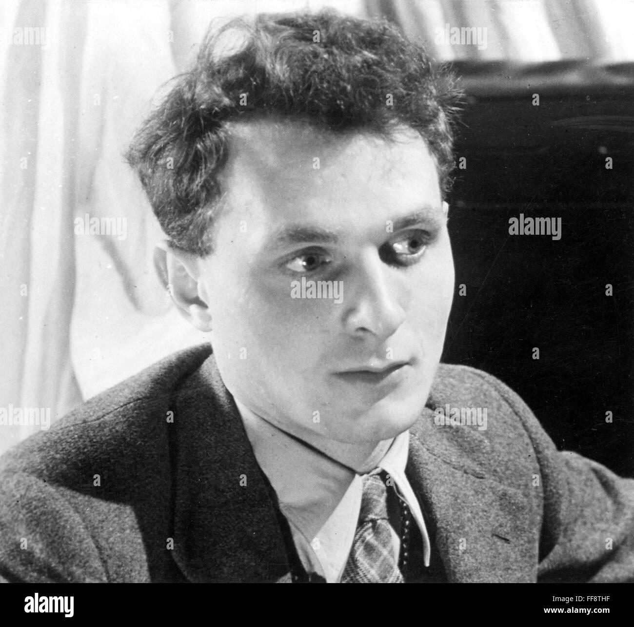 STEPHEN SPENDER (19091995). English poet Stock Photo Alamy