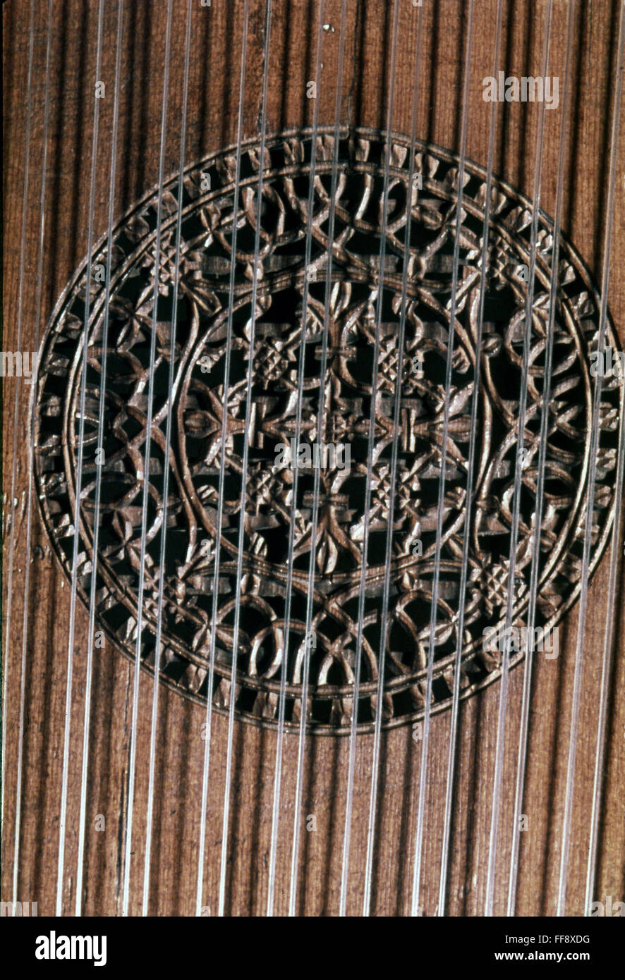 LUTE, 17th CENTURY. /nIvory Eleven Course Lute. Italian, first half of ...