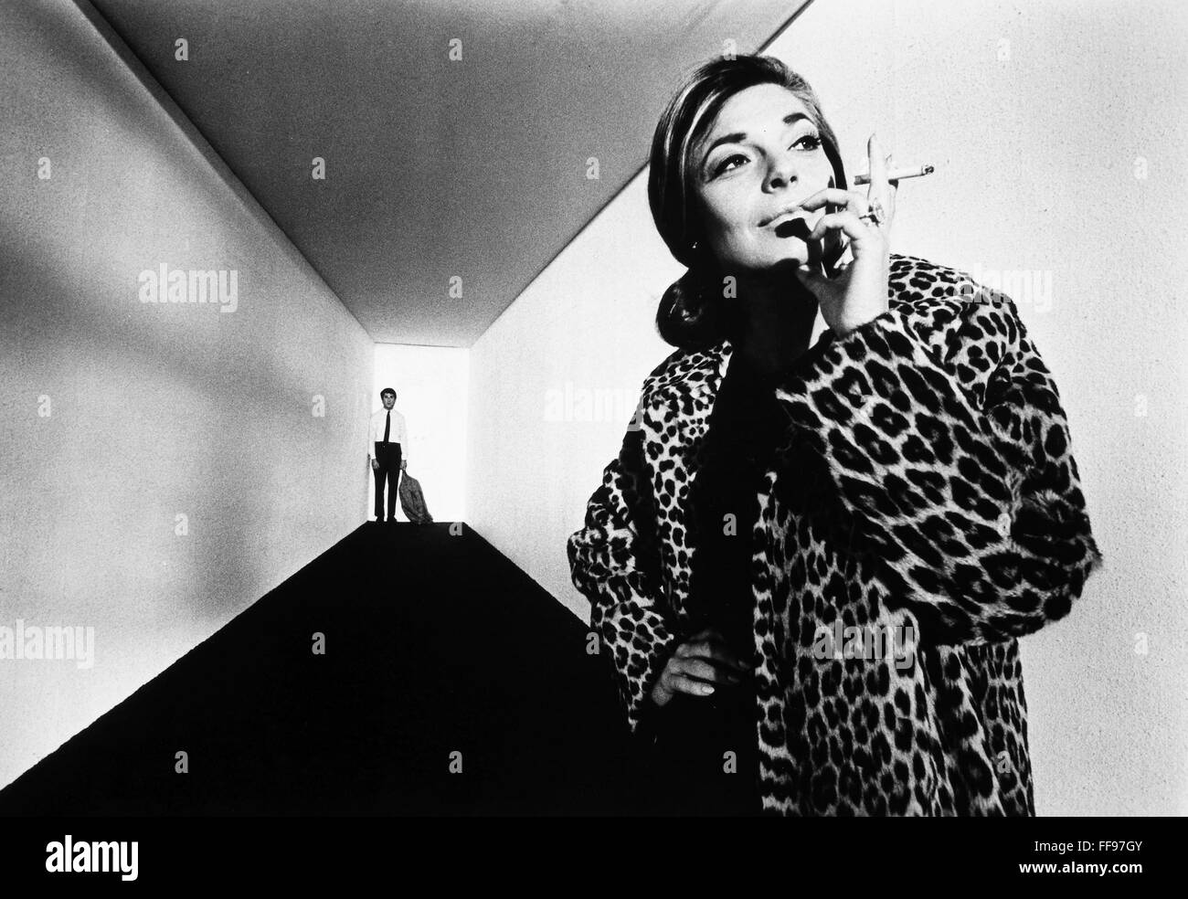 THE GRADUATE, 1967. /nAnne Bancroft and Dustin Hoffman Stock Photo - Alamy