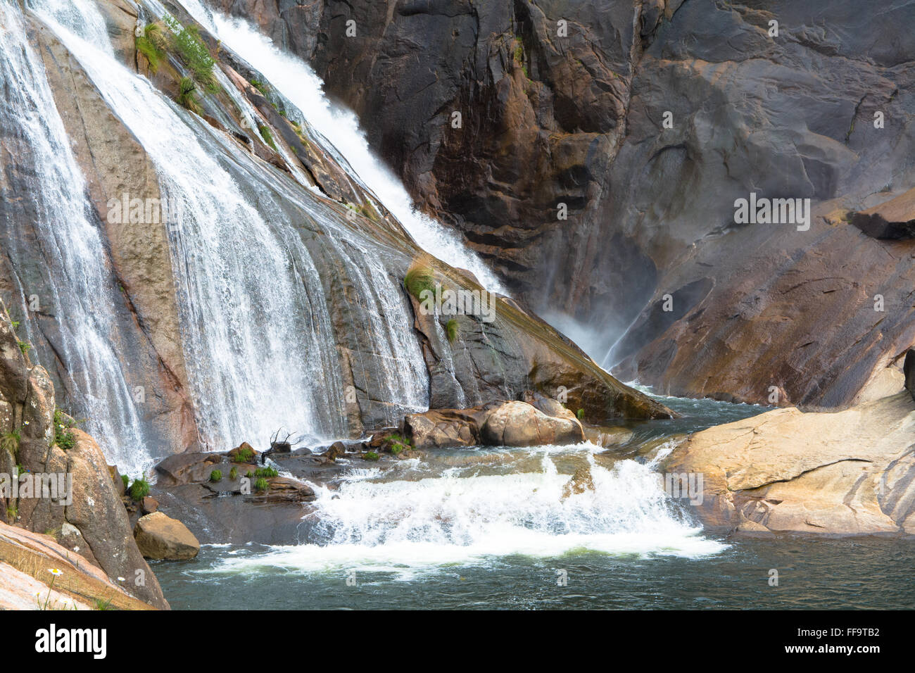 Waterfall Rocks Side View View Of Waterfall and Rocks Stock Photo - Alamy