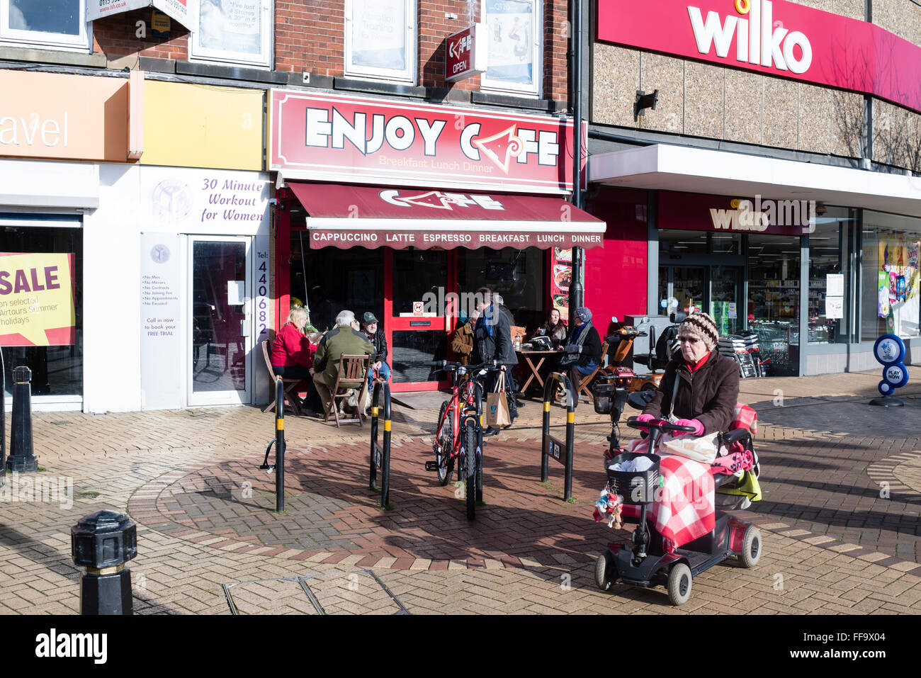 Sutton-In-Ashfield,Nottinghamshire,UK.Public Square Stock Photo - Alamy