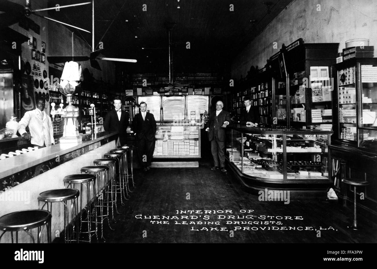 American drug store Black and White Stock Photos & Images Alamy