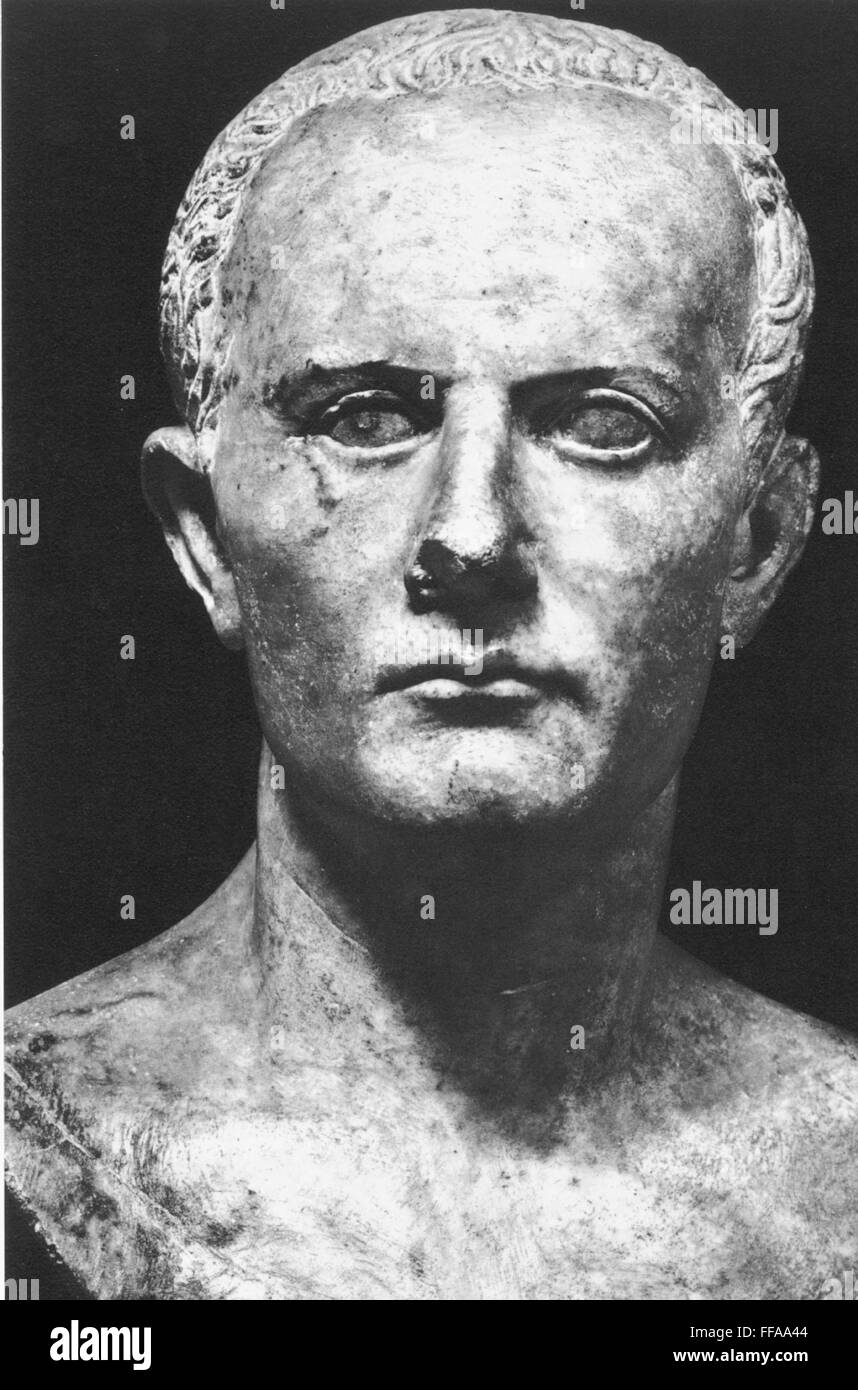 GAIUS SEMPRONIUS GRACCHUS /n(153121 B.C.) Roman statesman. Antique