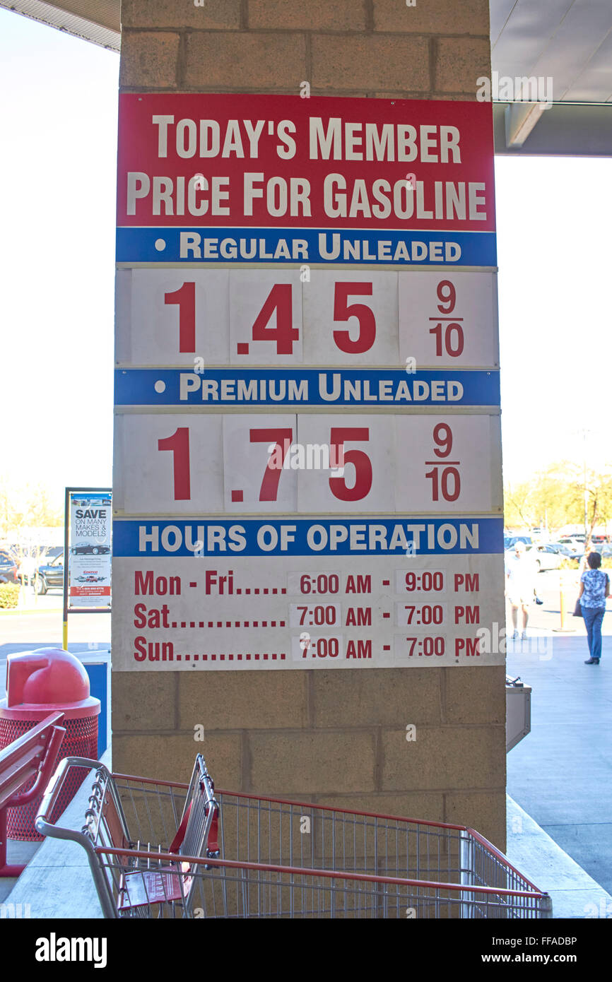 Mesa, Arizona, USA. 11th February, 2016. Gas prices fall below $1.50 for Costco Warehouse members. Credit:  Jennifer Mack/Alamy Live News Stock Photo