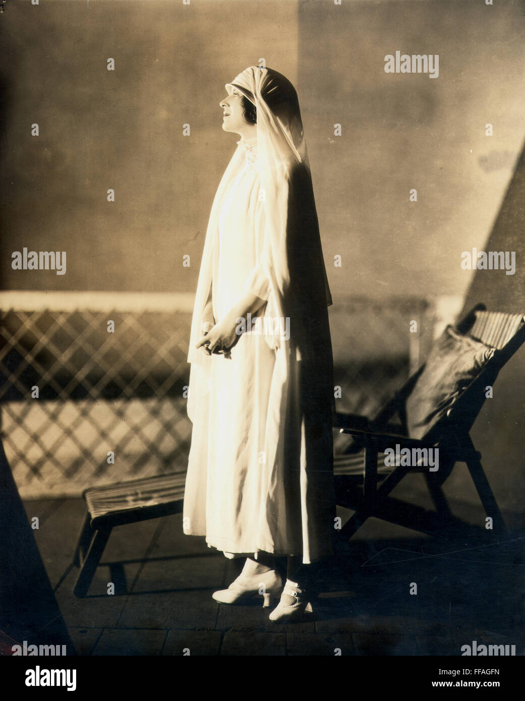 O'NEILL HAIRY APE, 1922. /nCarlotta Monterey as Mildred Douglas in