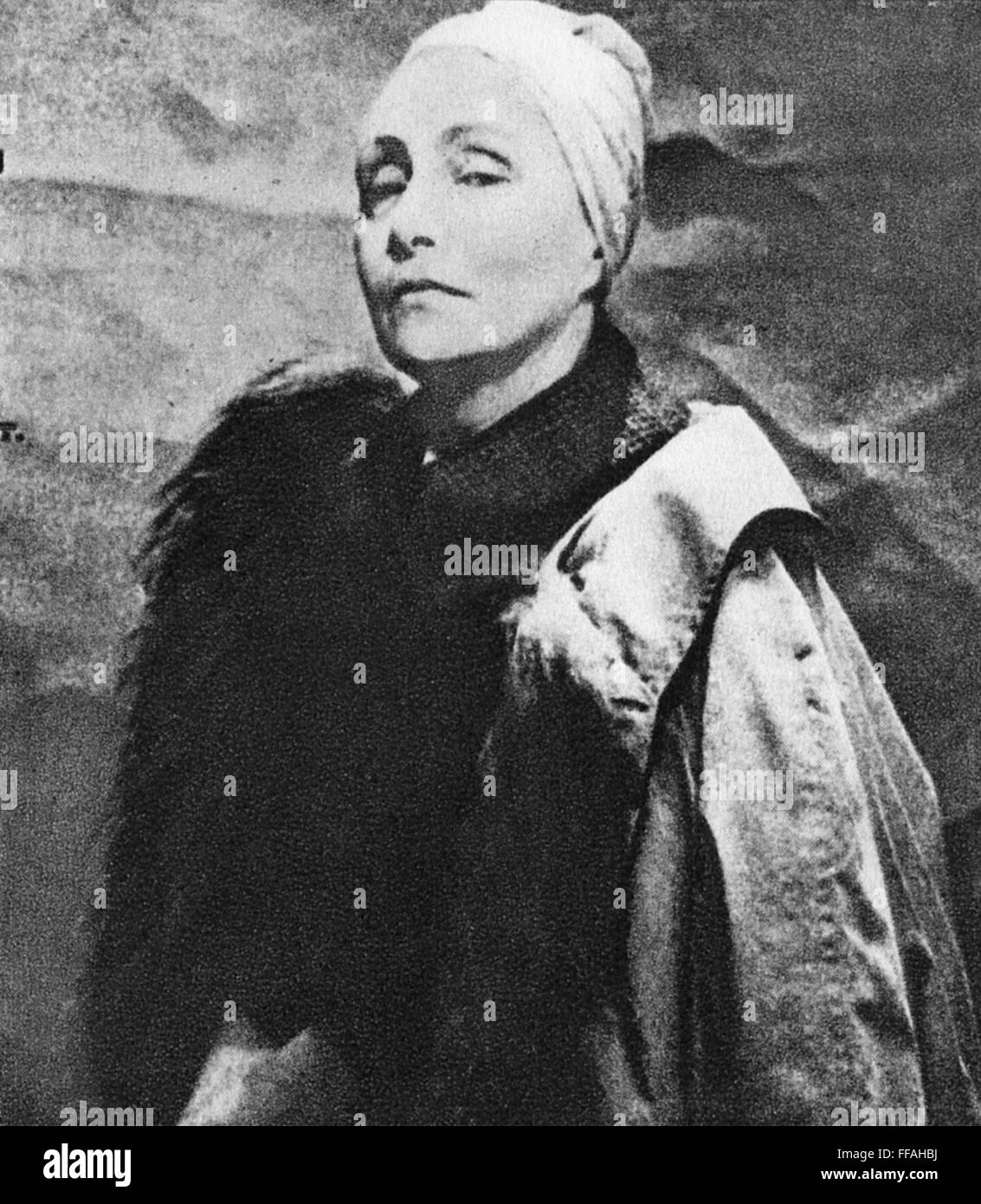 MADAME GR╚S (1903-1993). /nNΘe Germaine Emilie Krebs; also known as Alix Barton. French fashion designer. Stock Photo