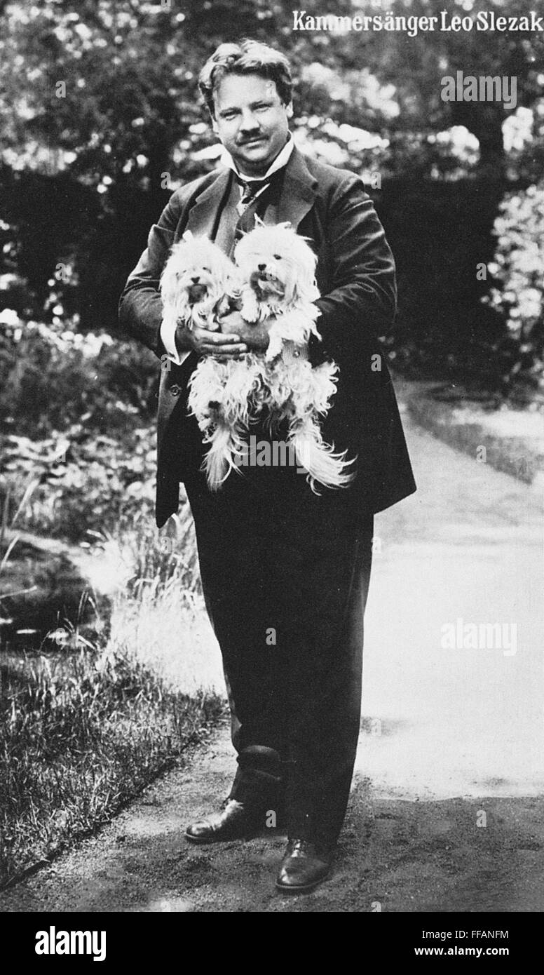 LEO SLEZAK (1873-1946). /nMoravian heroic tenor. Stock Photo