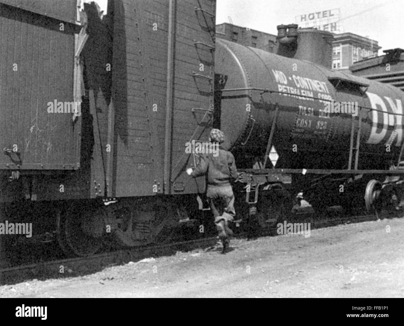 Riding the rails great depression hires stock photography and images Alamy
