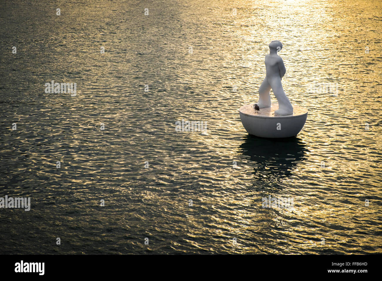 Floating statue hires stock photography and images Alamy