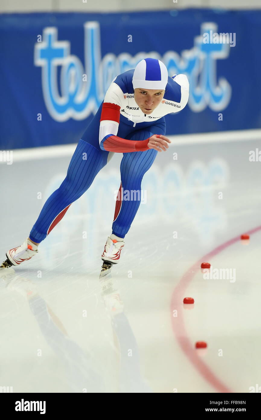Kolomna, Russia. 11th Feb, 2016. Russian speed skater Olga Graf competes in 3000m distance during World Single Distances Speed Skating Championships in Kolomna, Russia, on Feb. 11, 2016. World Single Distances Speed Skating Championships took its start on Feb. 11, 2016, in Kolomna, Russia. Credit:  Evgeny Sinitsyn/Xinhua/Alamy Live News Stock Photo