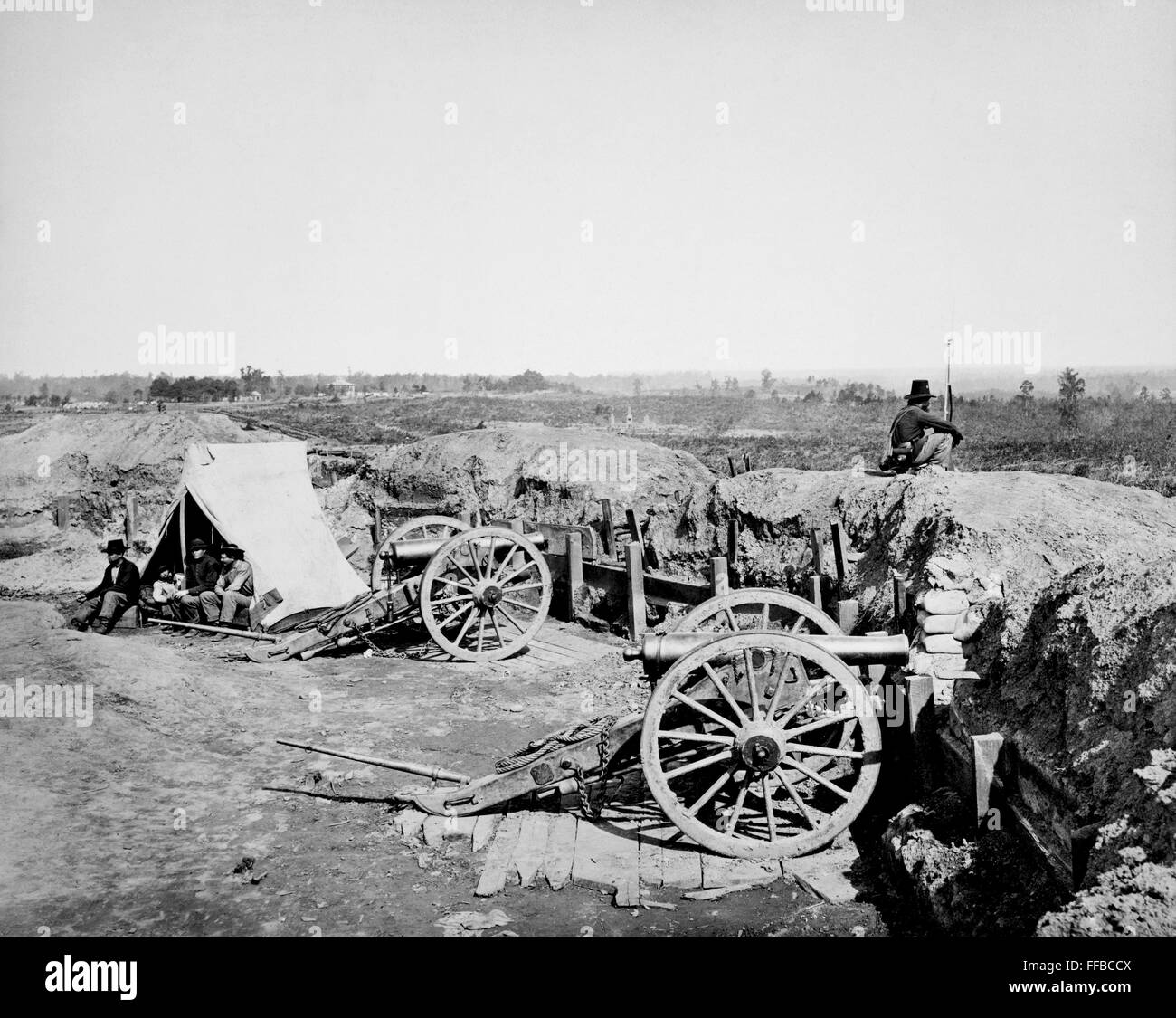 Confederate cannons civil war Black and White Stock Photos & Images - Alamy