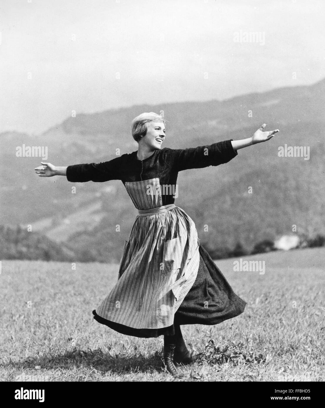 FILM SOUND OF MUSIC, 1965. /nJulie Andrews as Maria in a scene from