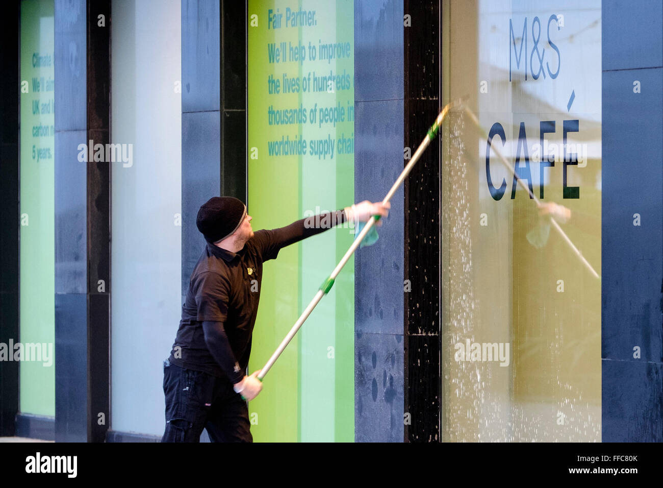Window shop cleaner cleaning hi-res stock photography and images - Alamy