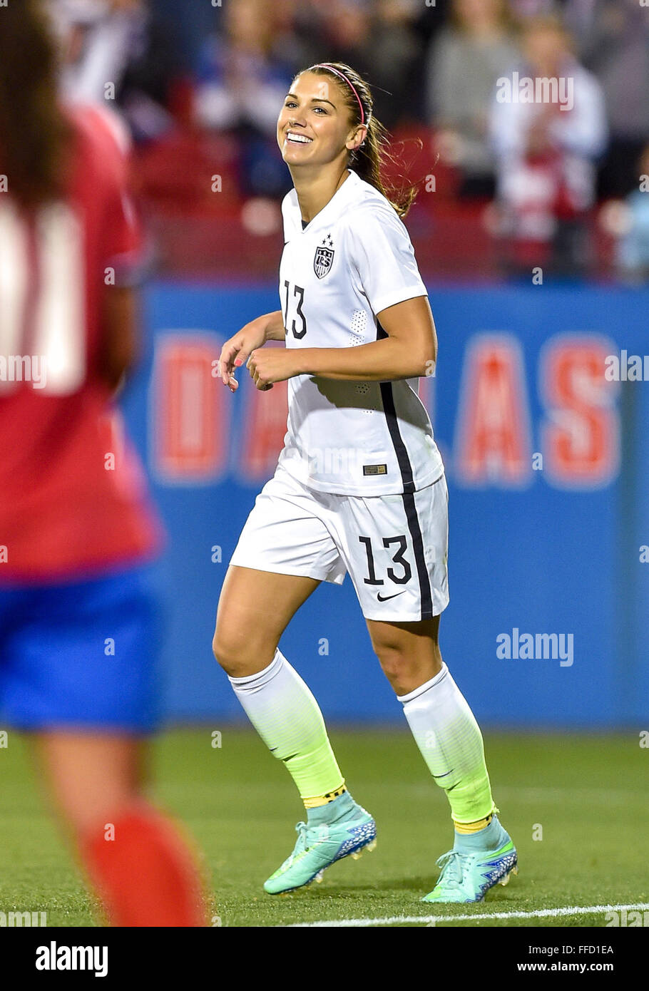 Maillot Alex Morgan USA #13 – Rouge Col En V – Équipe Nationale Soccer – Voir Mesures