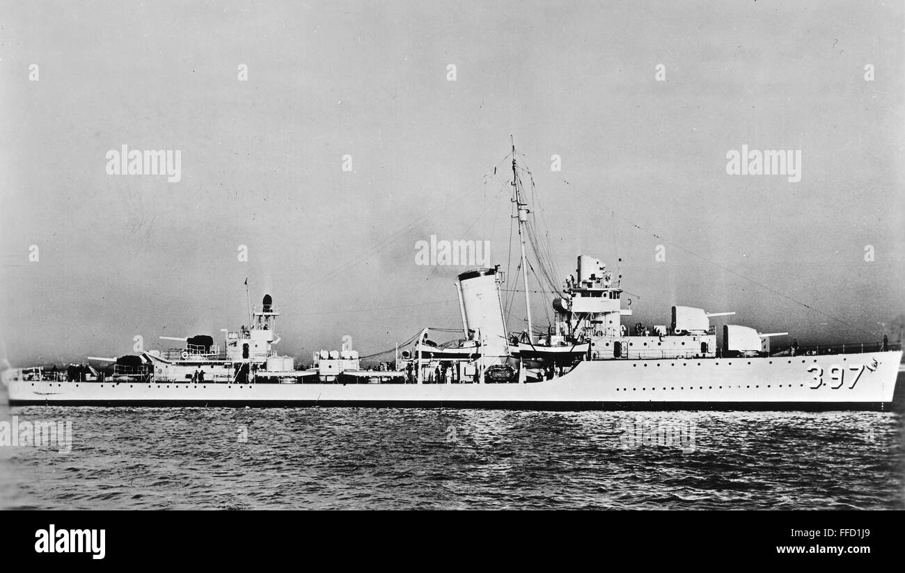 WORLD WAR II: DESTROYER. /nUSS Benhan, DD397, 1942 Stock Photo - Alamy
