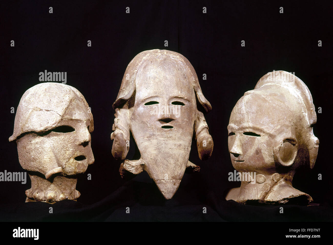 Clay haniwa figures hires stock photography and images Alamy