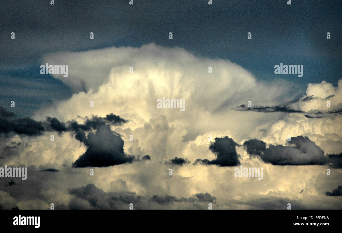BIG SKIES OVER THE PRAIRIE AND ROCKIES ALBERTA CANADA Stock Photo