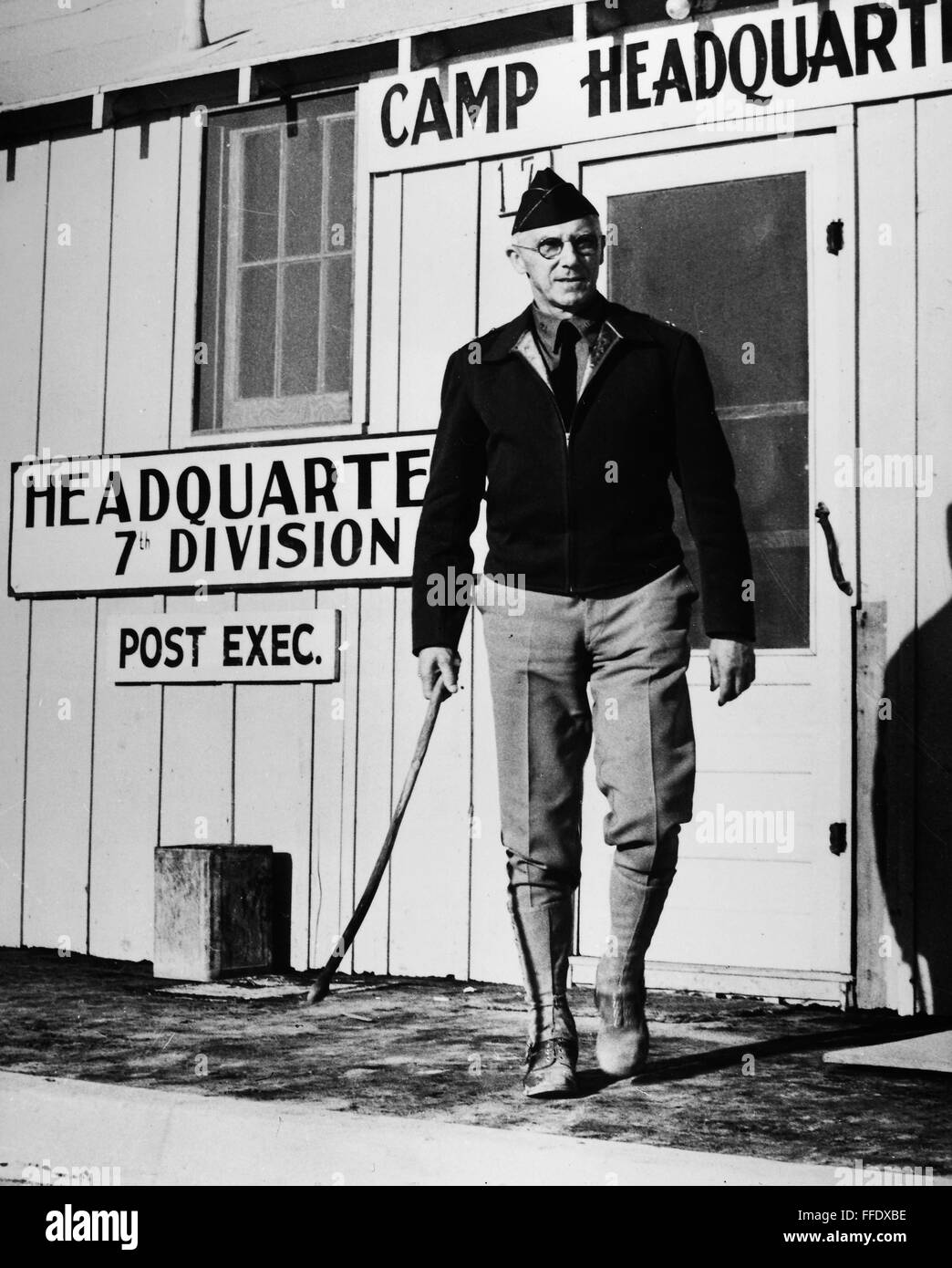 General joseph stilwell Black and White Stock Photos & Images Alamy