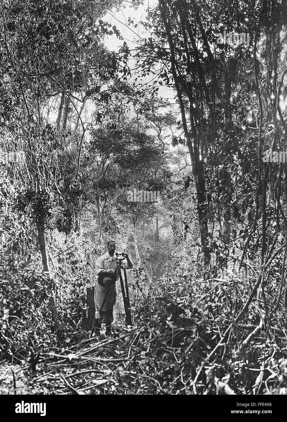 洋書 Pioneers of Photography The Photographic journal of America  Volume v.52 no.9