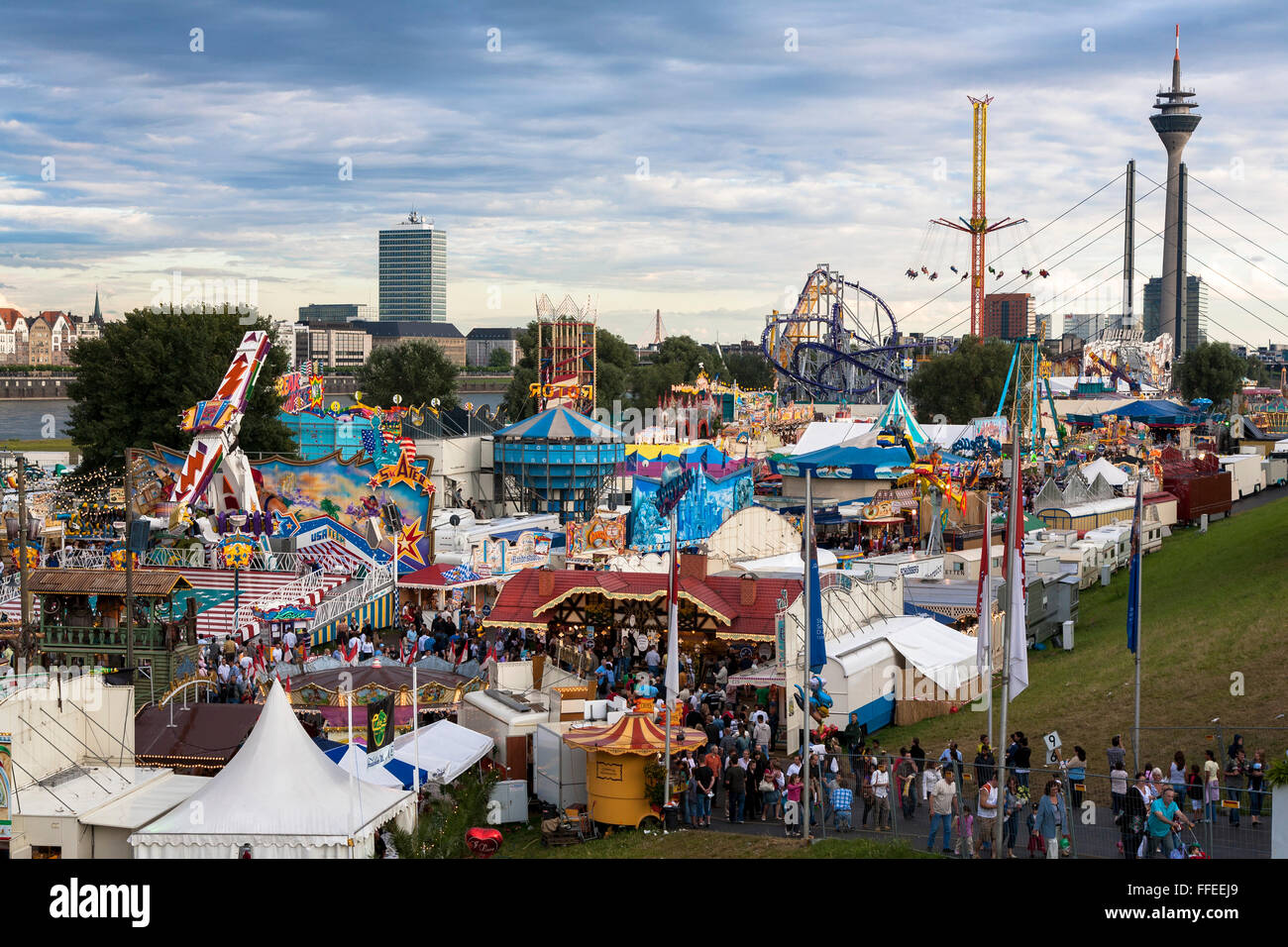 Europe, Germany, Duesseldorf, fun fair at the banks of the river Rhine ...