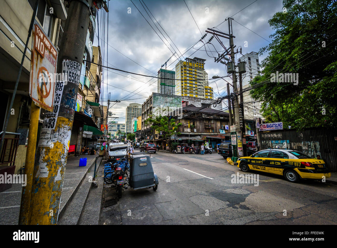 Loyola Street, in Sampaloc, Manila, The Philippines Stock Photo Alamy