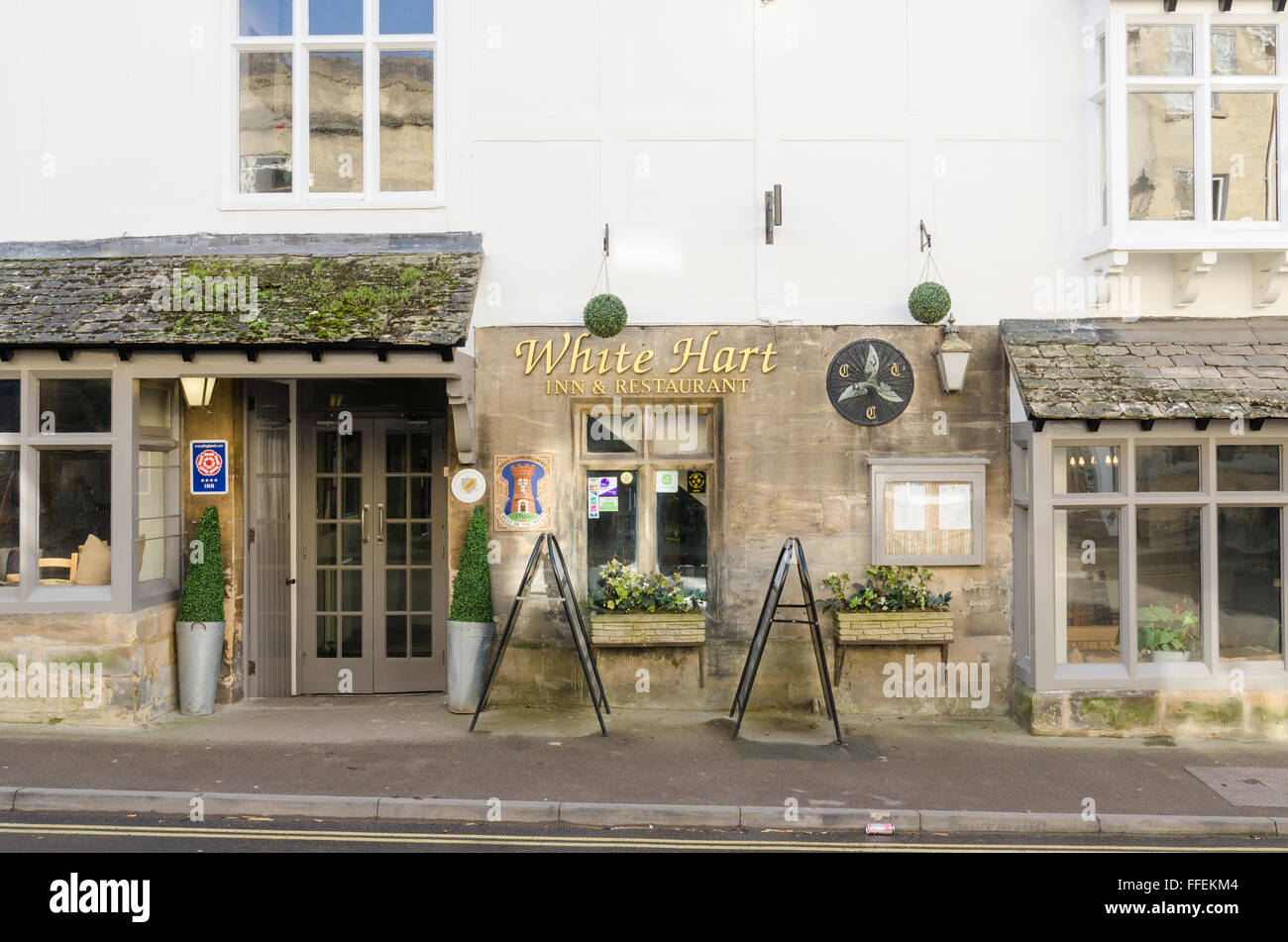 The White Hart Inn Hotel and Restaurant in the Cotswold town of Winchcombe, Gloucestershire Stock Photo