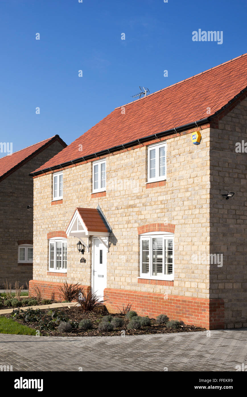Modern housing development, Kingsmere, Bicester, Oxfordshire, England