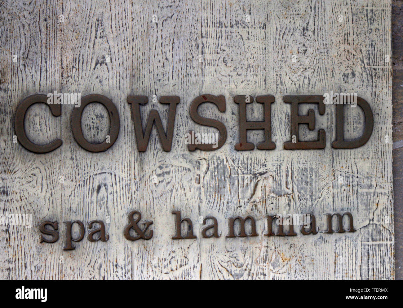 Markenname: 'Cowshed', Berlin. Stock Photo