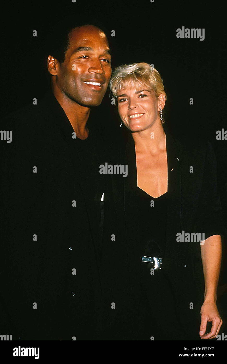 Los Angeles, California, USA. 11th June, 1987. O.J. SIMPSON and NICOLE BROWN SIMPSON out to dinner. © Phil Roach/Globe Photos/ZUMAPRESS.com/Alamy Live News Stock Photo