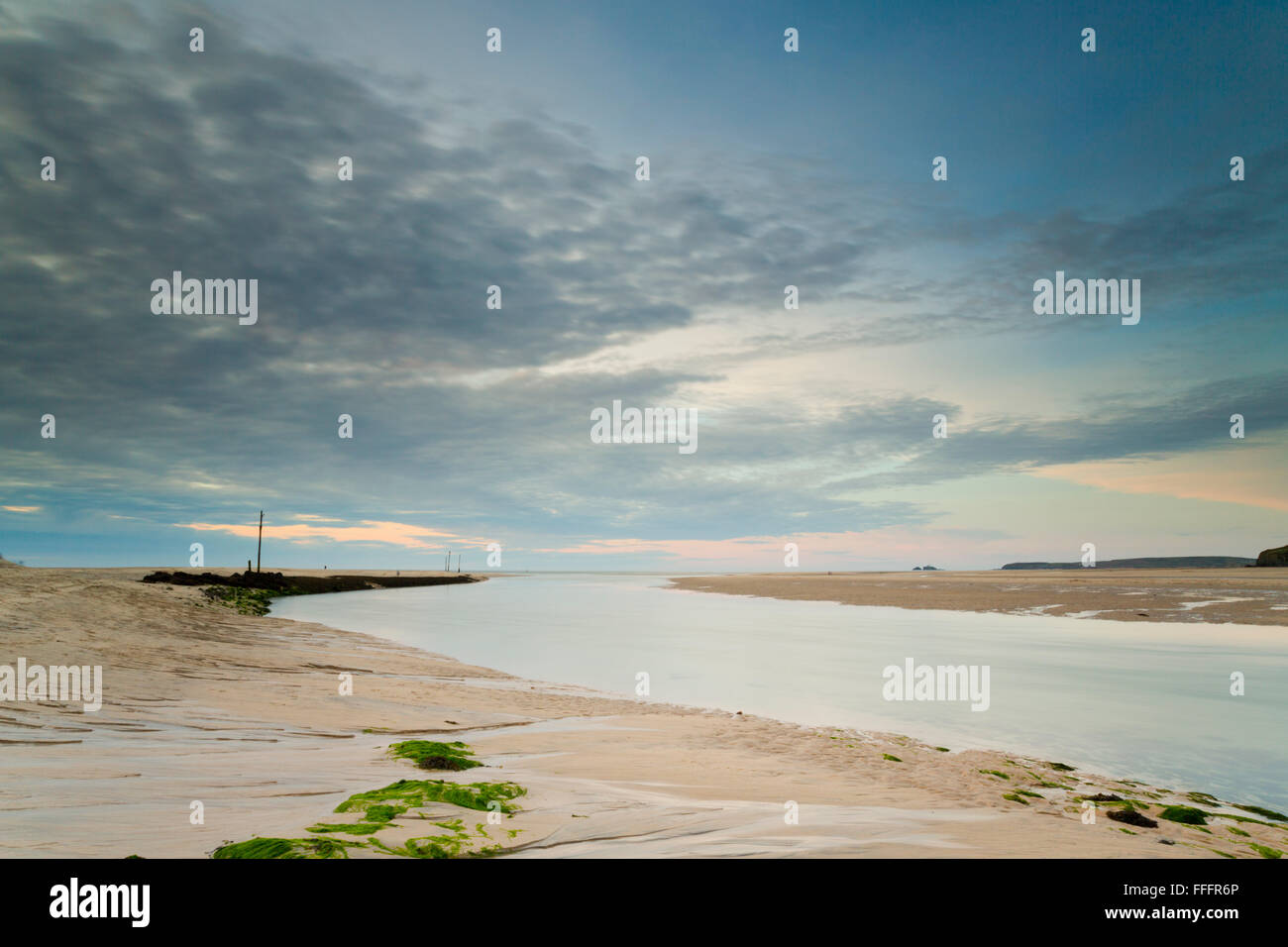 Hayle Estuary In Summer High Resolution Stock Photography And Images hayle-estuary-in-summer-high-resolution-stock-photography-and-images