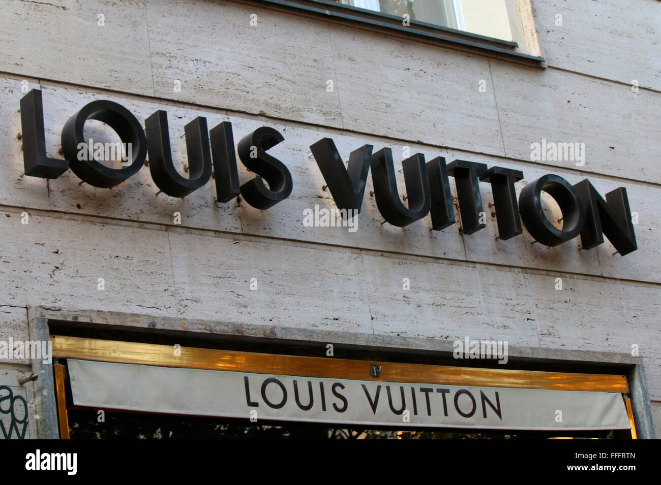 Markennamen: 'Louis Vuitton', Berlin. Stock Photo