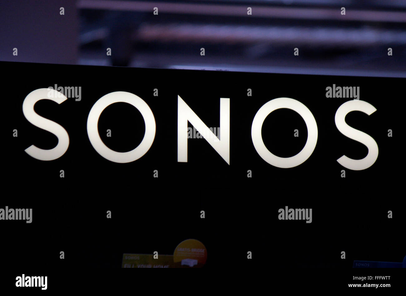 Sonos logo hi-res stock photography and images - Alamy