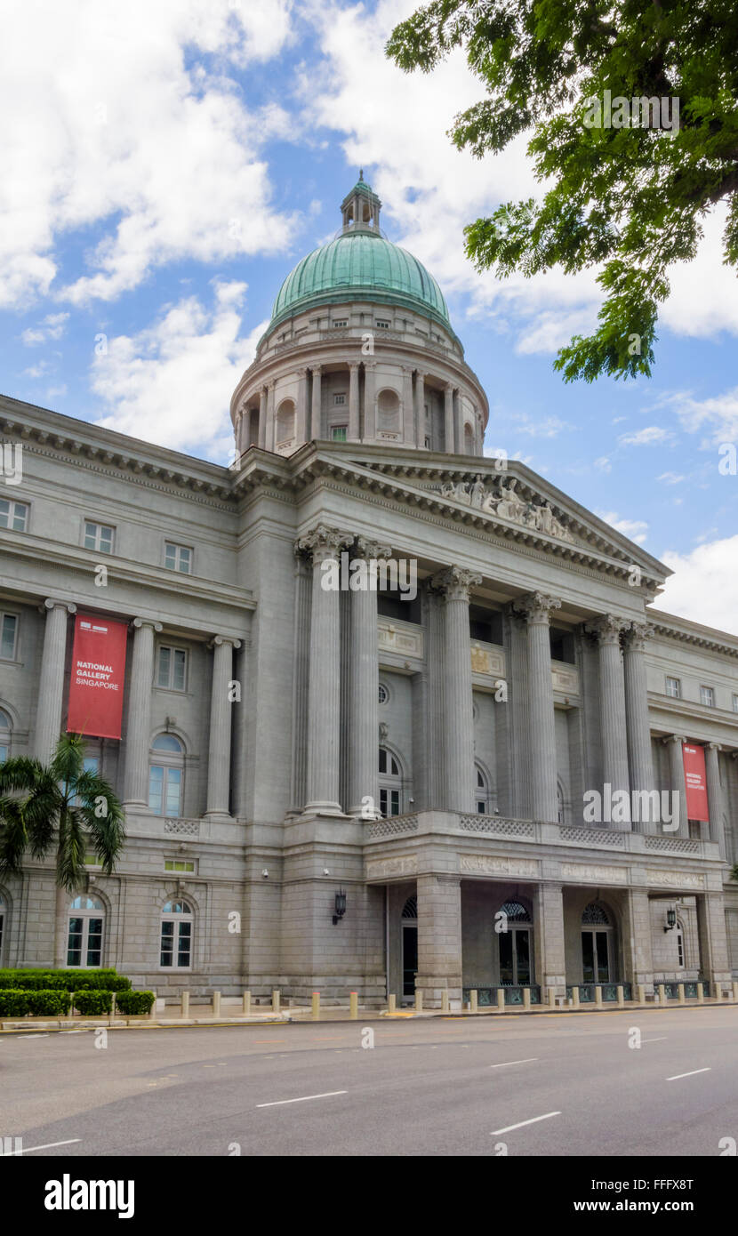 The National Gallery Singapore housed in the heritage Supreme Court and City Hall buildings, Singapore Stock Photo