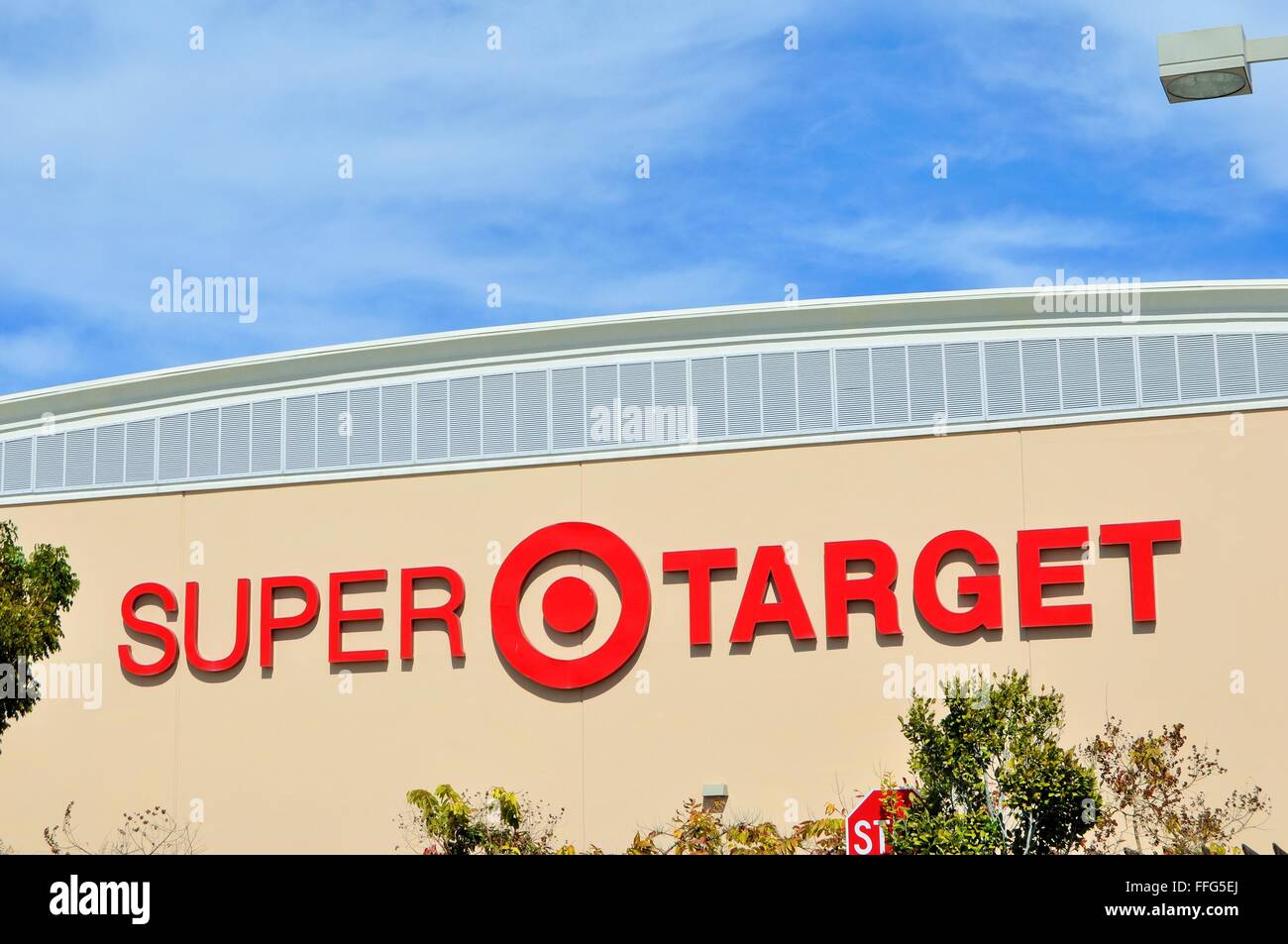 Super Target store / superstore / hypermarket in Virginia Gateway Shopping  Center, Gainesville, Virginia, USA Stock Photo - Alamy