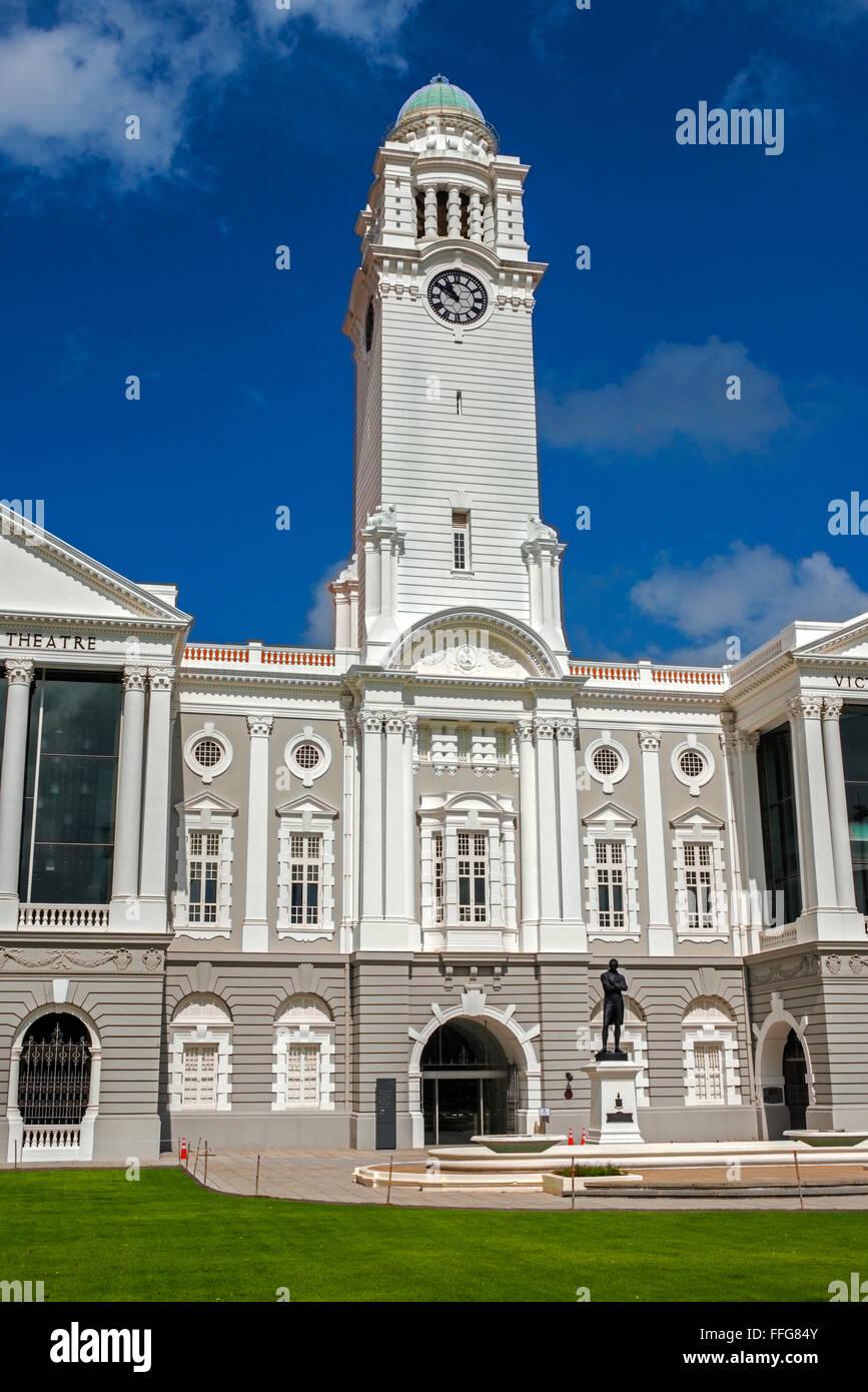 Victoria Theatre And Concert Hall Clock Tower Singapore Stock Photo Alamy