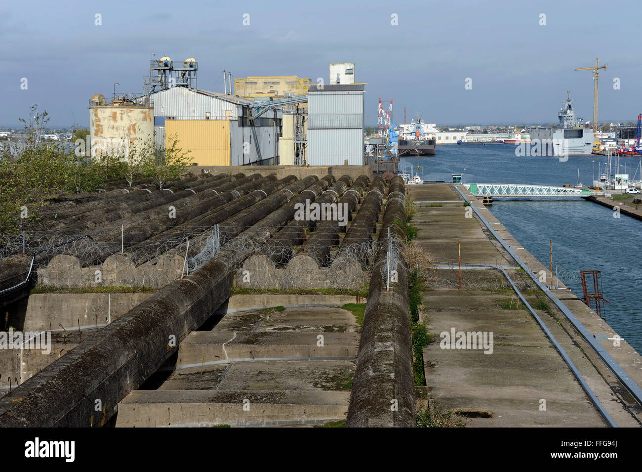 Roof of Kriegsmarine SaintNazaire submarine base,bassin de Penhoete